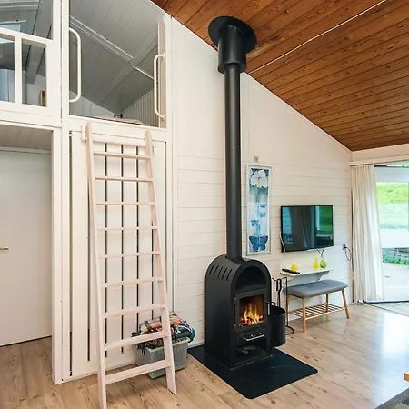 Semesterbostad 6 Person In